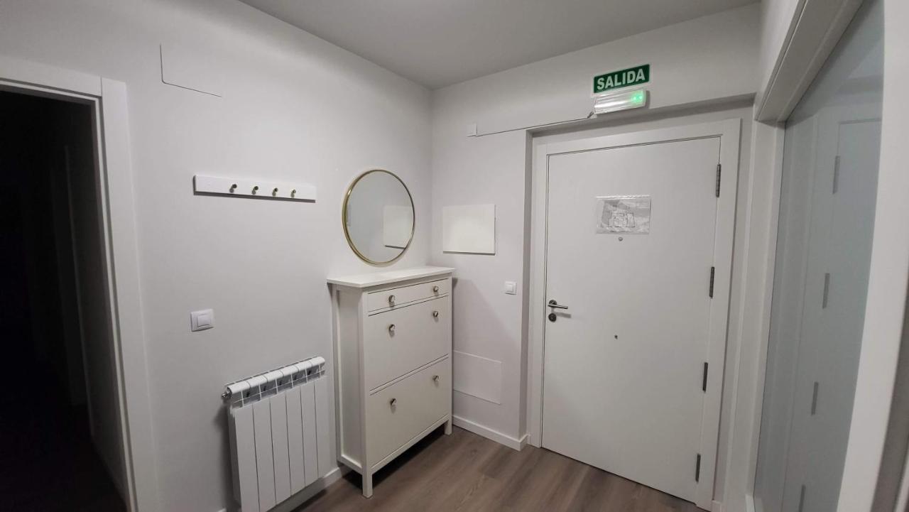 Apartamento Palacio De Los Toledo Корелья Экстерьер фото